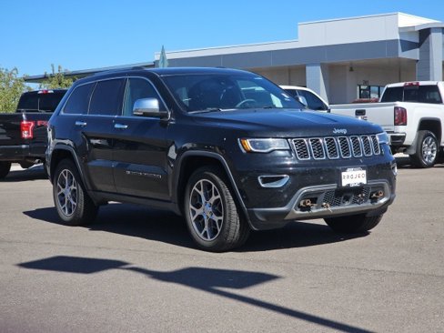 Used 2022 Jeep Grand Cherokee Limited w/ Trailer Tow Group IV image 2