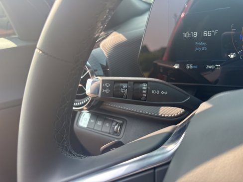 New 2026 Chevrolet Equinox LT w/ Convenience Package II image 16