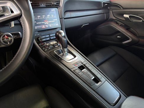 Used 2017 Porsche 911 Carrera 4S image 40