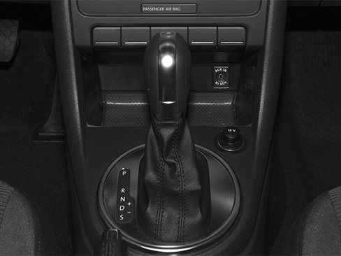 Used 2013 Volkswagen Beetle 2.5 image 10