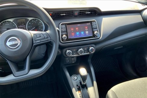 New 2025 Nissan Kicks Play S image 8