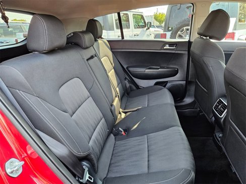 Used 2022 Kia Sportage LX image 29