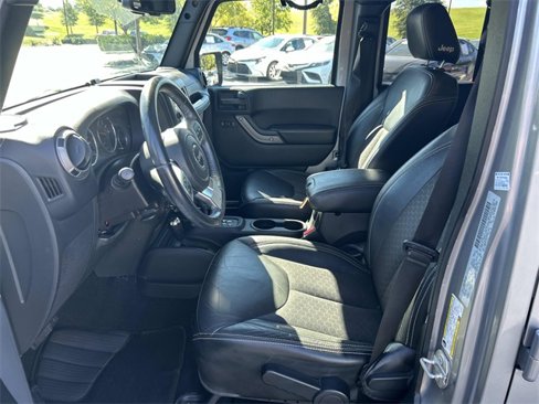 Used 2016 Jeep Wrangler Unlimited Sport image 18