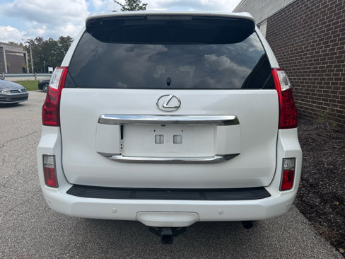 Used 2011 Lexus GX 460 image 10