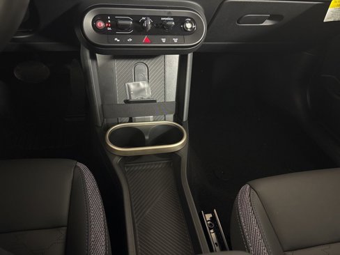 New 2025 MINI Cooper 2-Door Hardtop image 12