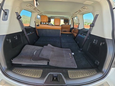 Used 2018 INFINITI QX80 4WD w/ Deluxe Technology Package image 27