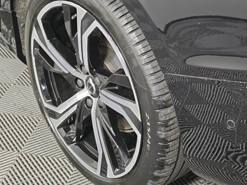 Certified 2025 Volvo S60 B5 Plus image 11