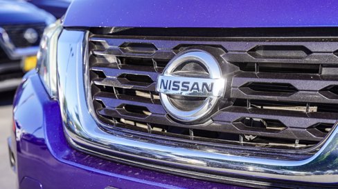 Used 2020 Nissan Pathfinder SV image 3