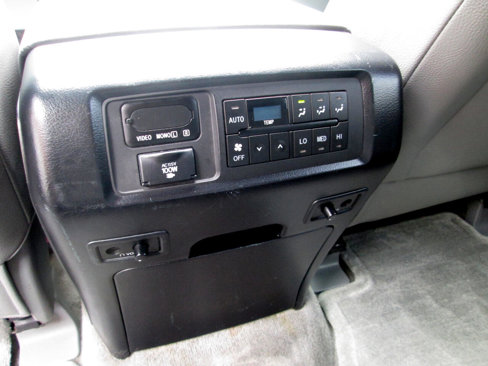 Used 2008 Toyota Sequoia Limited image 40