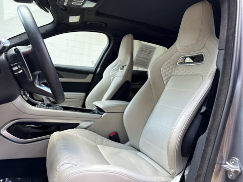 Certified 2022 Jaguar F-PACE SVR image 13