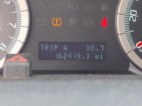 Used 2010 Ford Escape Limited image 16