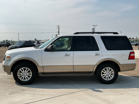 Used 2013 Ford Expedition XLT image 6