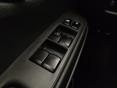 Used 2017 Nissan Versa Note SV image 27