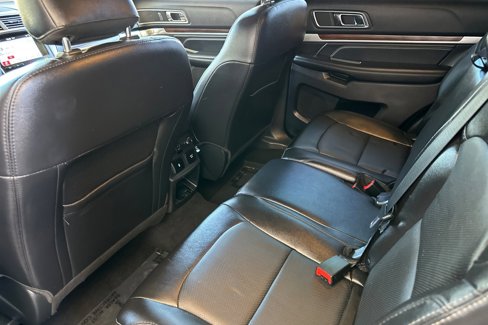 Used 2019 Ford Explorer Limited w/ Class III Trailer Tow Package image 14