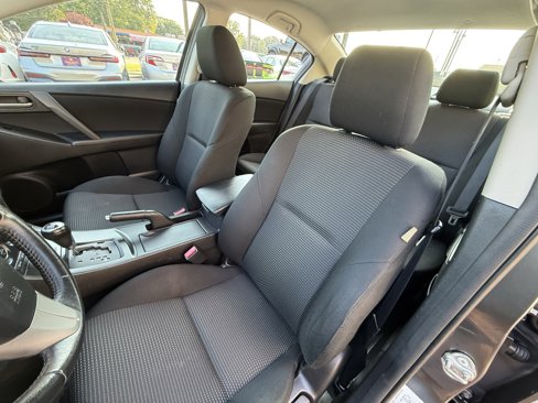 Used 2013 MAZDA MAZDA3 i Touring image 17