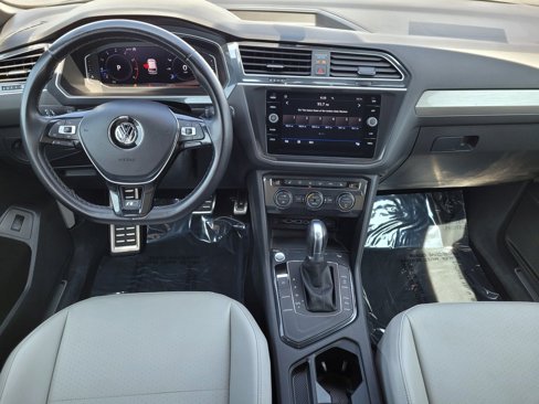 Certified 2019 Volkswagen Tiguan SEL Premium R-Line image 15