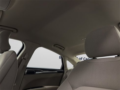 Used 2019 Ford Fusion SE image 26