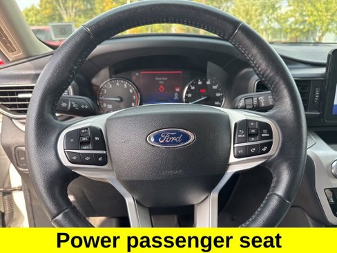 Used 2022 Ford Explorer XLT w/ Equipment Group 202A image 22