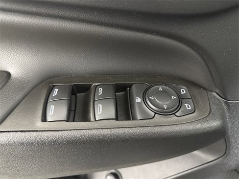 Used 2023 Chevrolet Equinox LT w/ Driver Convenience Package image 17