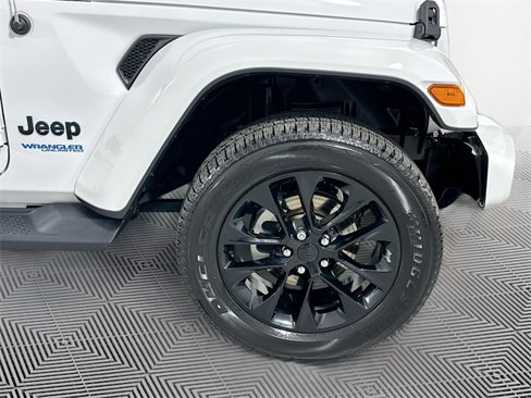 Certified 2021 Jeep Wrangler Unlimited Sahara image 24