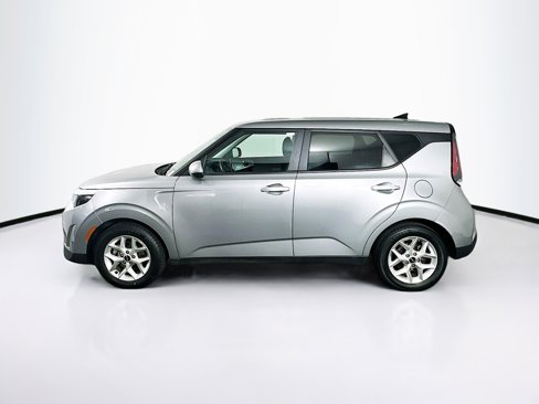 Used 2023 Kia Soul LX w/ Option Group 015 image 4