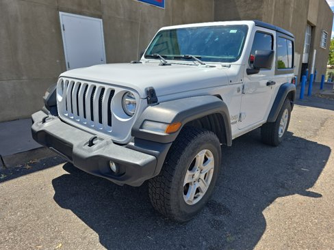 Used 2019 Jeep Wrangler Sport image 3
