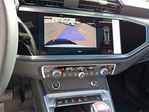 New 2025 Audi Q3 2.0T Premium image 8