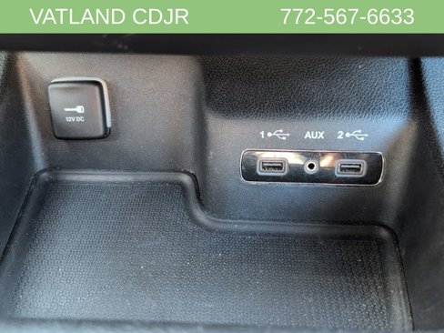 Used 2019 Dodge Durango GT image 28