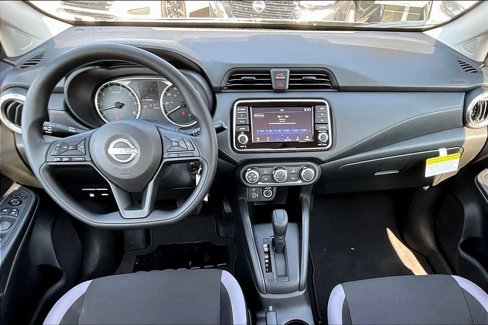 New 2025 Nissan Versa S image 5