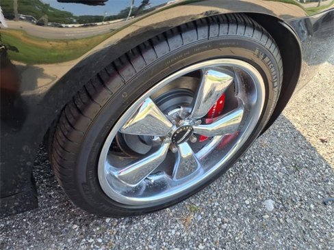 Used 2015 Chevrolet Camaro LT image 13