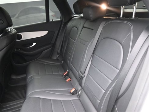 Used 2022 Mercedes-Benz GLC 300 image 29