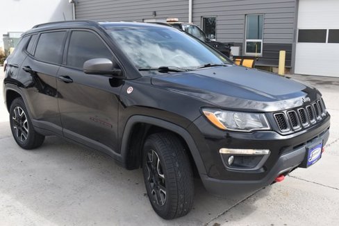 Used 2021 Jeep Compass Trailhawk image 3
