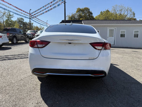 Used 2015 Chrysler 200 Limited w/ Convenience Group image 6