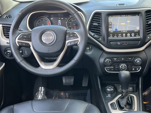 Used 2018 Jeep Cherokee Limited image 15