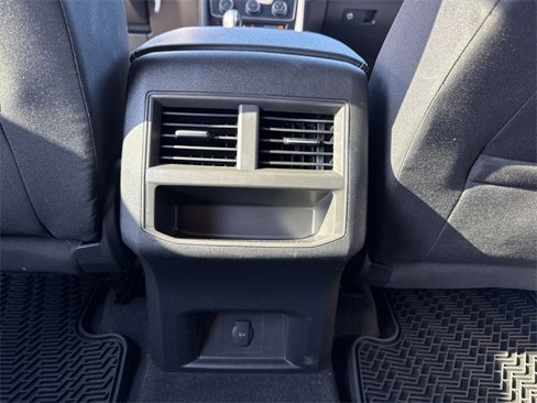 Used 2020 Volkswagen Atlas Cross Sport S image 23