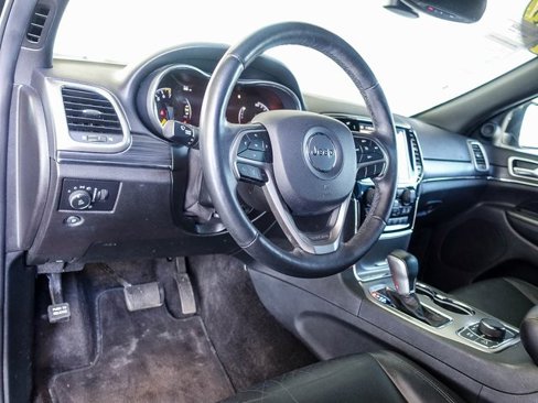Used 2019 Jeep Grand Cherokee Limited image 30