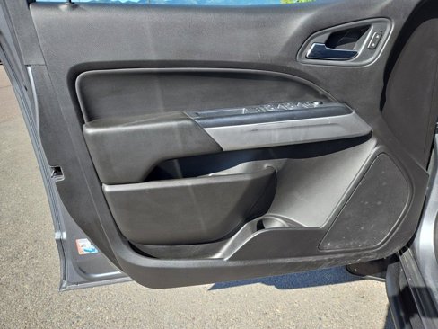 Used 2021 Chevrolet Colorado ZR2 image 12