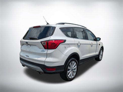 Used 2019 Ford Escape SEL image 4