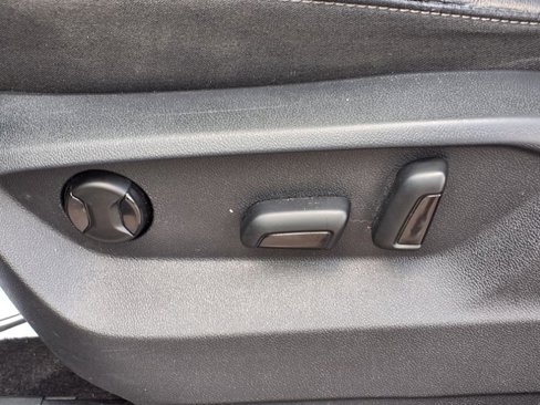 Used 2019 Volkswagen Atlas SE image 12