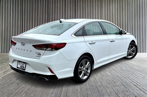 Used 2018 Hyundai Sonata Limited w/ Cargo Package image 2