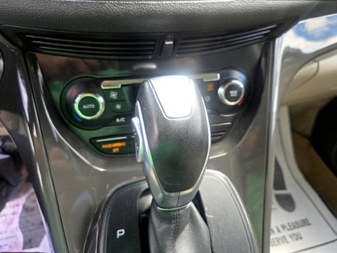 Used 2013 Ford Escape SE image 54