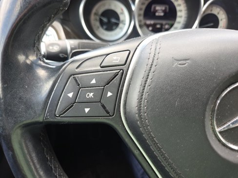 Used 2013 Mercedes-Benz CLS 550 4MATIC image 18