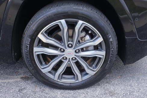 Used 2019 GMC Terrain Denali w/ Advanced Safety Package image 46