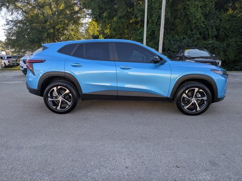 Certified 2025 Chevrolet Trax RS image 4