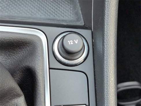 Used 2024 Volkswagen Jetta SE image 30