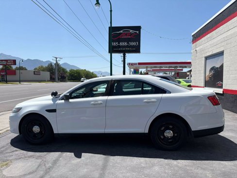Used 2018 Ford Taurus Police Interceptor AWD image 4