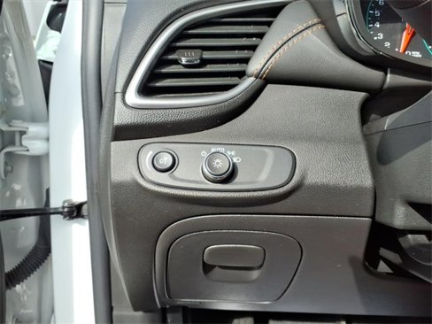Used 2022 Chevrolet Trax LS w/ Tint and Cruise Package image 13