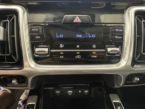 Used 2022 Kia Sorento SX image 25