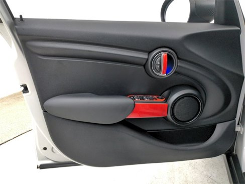 Used 2020 MINI Cooper 4-Door Hardtop w/ Storage Package image 35