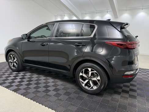 Used 2020 Kia Sportage LX w/ LX Popular Package image 4